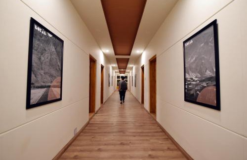 Skardu Hotel | LOKAL Rooms x Skardu (Mountain View)