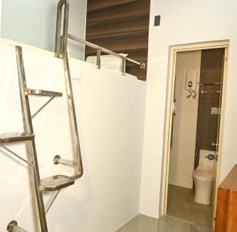 Downtown Tacloban Hotel | Lolita Heights Hotel