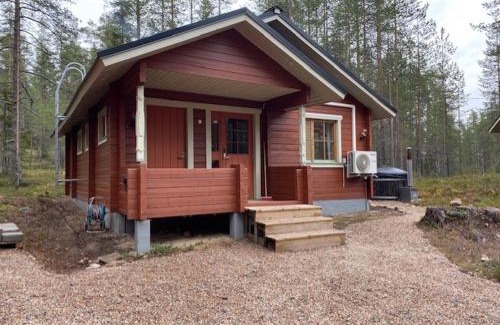 Syote Apartment | Lomanaamanka Naava-hirsimökki