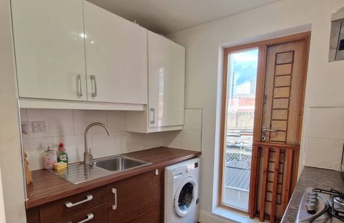 Waterloo Apartment | London Eye View Waterloo BigBen Westminster LM3