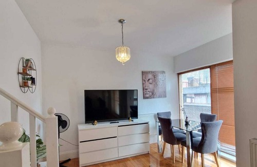Waterloo Apartment | London Eye View Waterloo BigBen Westminster LM3