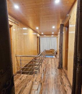 Harwan Hotel | Lone Palace