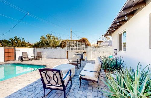 Cox Heights House | Lone Palm Terrace
