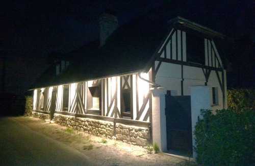 Basseneville House | Longère of 140m2 private heated pool next to Cabourg air-conditioned