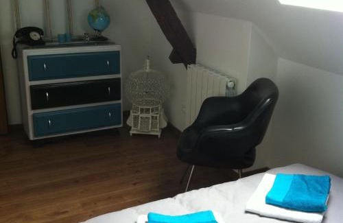 Connerre House | Longère sarthoise rénovée, à 20 min du Mans, 4 chambres, poêle à granulés, parking privé - FR-1-410-376