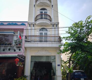 Duc Hoa Apartment | Long Homestay Xuyên Á - Hotels