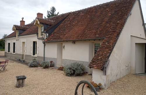 Fresnes House | Longère ideally located for visiting the chateaux of the Loire Valley
