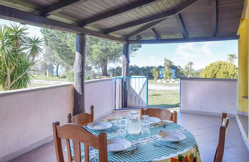 Zambrone House | Look forward to a few unforgettable days of vacation in Zambrone.