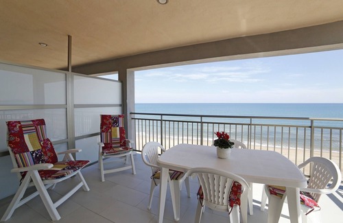 Plaza De La Costera Apartment | LOOKING AT SEA 1 - FIRST LINE OF BEACH