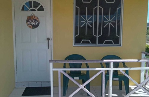 Spanish Town Apartment | Looking for a nice relaxing getaway? Well, you have found the right place
