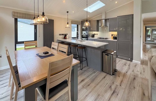 Great Coxwell Ski Chalet | Looking for the ultimate luxury getaway.