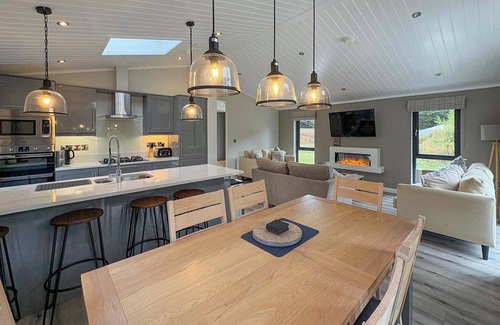Great Coxwell Ski Chalet | Looking for the ultimate luxury getaway.
