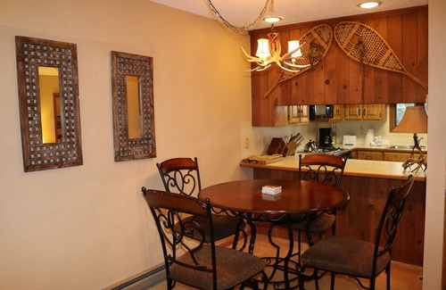 Sugar Mountain Condo | 'Lookout' Condo w/Direct Access to Slopes!