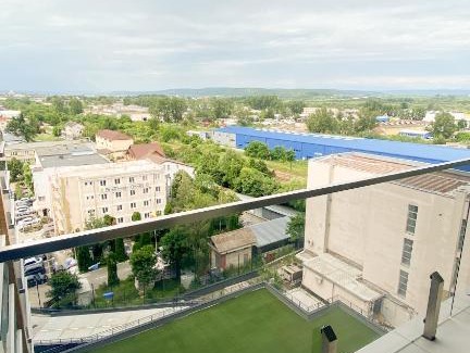 Pitesti Apartment | Lori`s Place