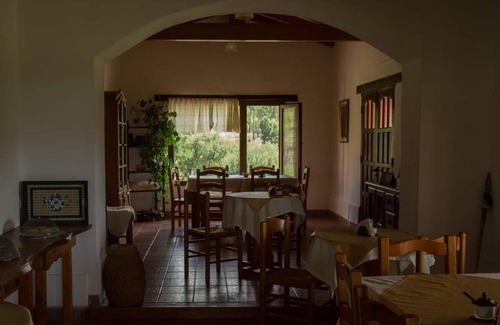 Calamuchita Department Hotel | Los Abedules Cabañas