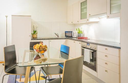 Bulle Apartment | Los Lorentes Residences Bulle