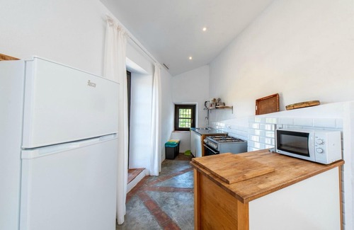 Constantina Apartment | Los Pozos de la Nieve Apartment Luz Rural Apartments , Sevilla province