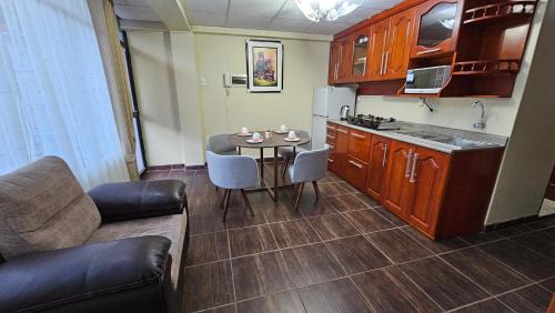 Primavera Apartment | Los Profesionales 2-Transporte Aeropuerto Gratis!