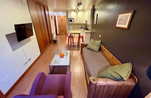 Felechosa Apartment | Lotila Flats Cuirgu