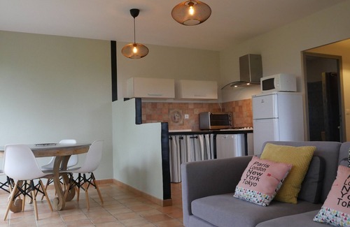 Courrensan House | Lots of charm for this house 3 ears, brand new, with its unparalleled panoramic view