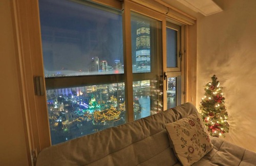 Seokchon-dong Apartment | Lotte World Lake View Loft