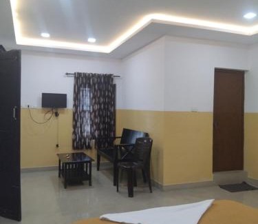 Angadipuram Hotel | Lotus Grand Residency