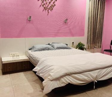 Nandanvan House | Lotus Room