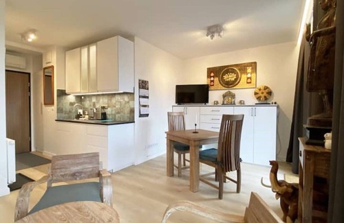 Zwierzyniec Apartment | Lotus studio apartment - Compact. Stylish. Perfect for city explorers.