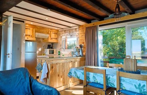 Blaimont House | Louloudia - Bonsoy Jaune 12 Blaimont - huis in het bos met mooi zicht en rustig gelegen