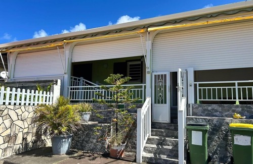 Vieux-Fort House | Lovely 160 m2 house with sea view