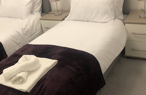 Chafford Hundred House | Lovely 3-Bed House in Chafford Hundred