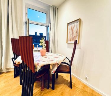 Liesing Apartment | Lovely 4BR Apt Near Kaufpark Alterlaa