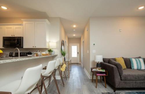 Myrtle Beach Apartment | Lovely 4BR King Beds Steps To Beach And Pier H