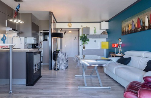 Le Home Apartment | Lovely apartment for 4 people with WIFI, TV and balcony