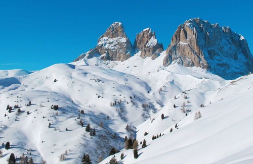 San Giovanni di Fassa Apartment | Lovely apartment for 9 guests with WIFI, TV, balcony, pets allowed and parking