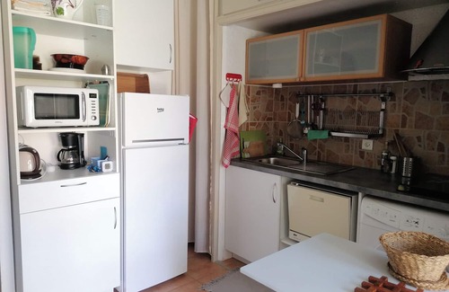 Marine de Saint Ambroggio House | Lovely apartment by the sea with terrace