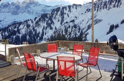 Val d'Illiez Apartment | Lovely apartment for 14 people with WIFI, terrace and panoramic view