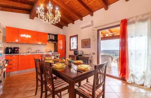 Villaputzu Apartment | Lovely apartment for 6 people with A/C, TV and terrace