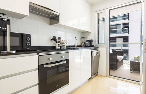 Cabanes Apartment | Lovely apartment for 4 people with pool, A/C, WIFI, TV, terrace and pets allowed