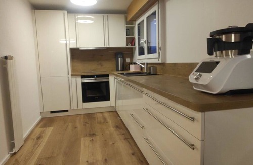 Lenk Apartment | Lovely apartment for 5 guests with WIFI and balcony