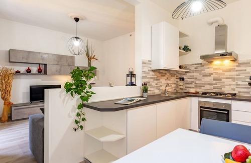 Vendrogno Apartment | Lovely apartment for 5 people with WIFI, A/C and balcony