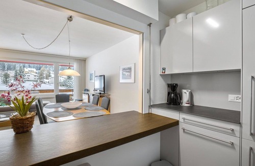 Parpan Apartment | Lovely apartment for 6 guests with WIFI, TV and balcony