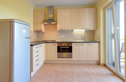 Truske Apartment | Lovely apartment for 6 people with WIFI, A/C, pool, balcony, pets allowed and panoramic view