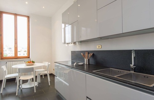 Rione XIV Borgo Apartment | Lovely apartment for 6 people with A/C, WIFI and TV