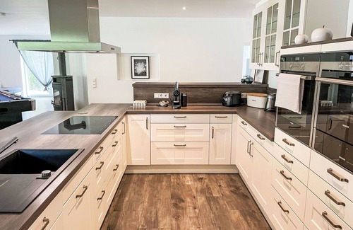 Hemmoor Apartment | Lovely apartment for 7 people with WIFI, TV and terrace