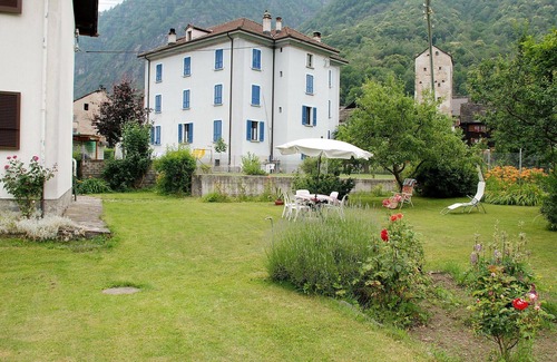 Chironico Apartment | Lovely apartment for 4 guests with WIFI, TV, balcony and panoramic view