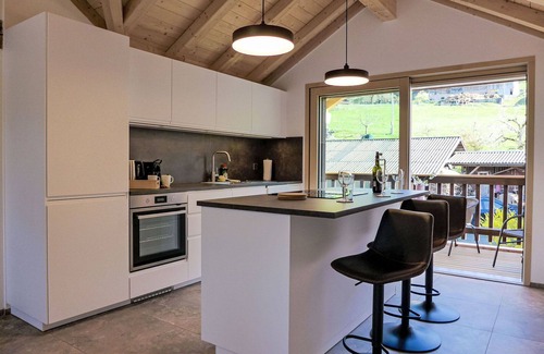 Krattigen Apartment | Lovely apartment for 5 guests with WIFI, TV, balcony and panoramic view