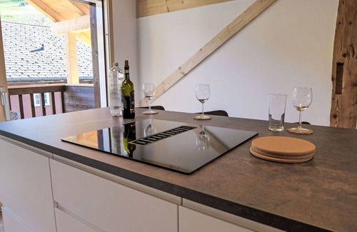 Krattigen Apartment | Lovely apartment for 5 guests with WIFI, TV, balcony and panoramic view