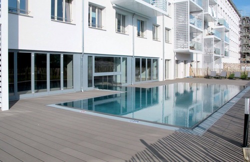 Prora Apartment | Lovely apartment for 6 people with WIFI, pool, TV, balcony and pets allowed
