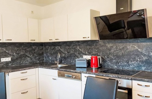 Steinheim Apartment | Lovely apartment for 4 guests with WIFI, TV and terrace